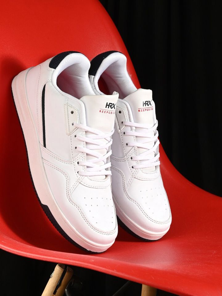 Hrx footwear online