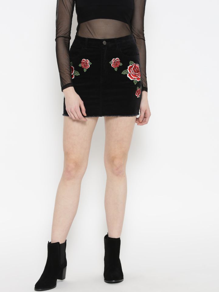 Black velvet skirt forever 21 online
