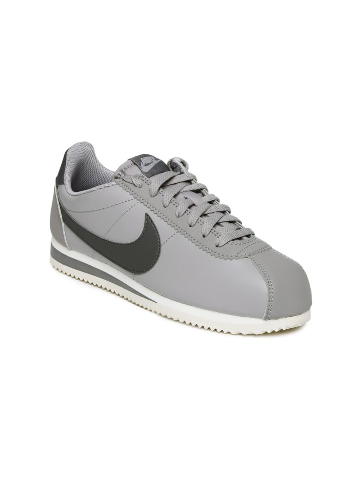 Nike sales cortez myntra