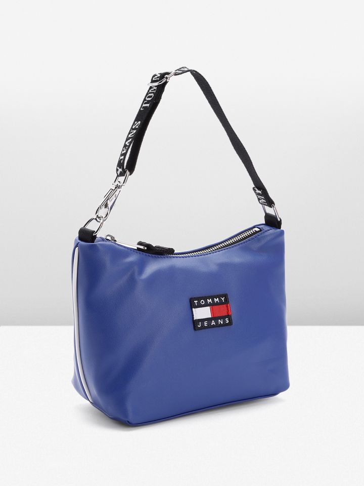 Tommy hilfiger bags shop myntra