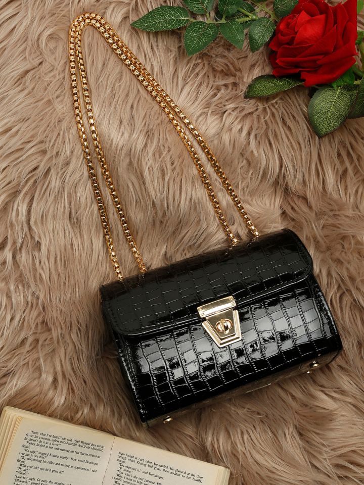Sling bag online myntra hot sale