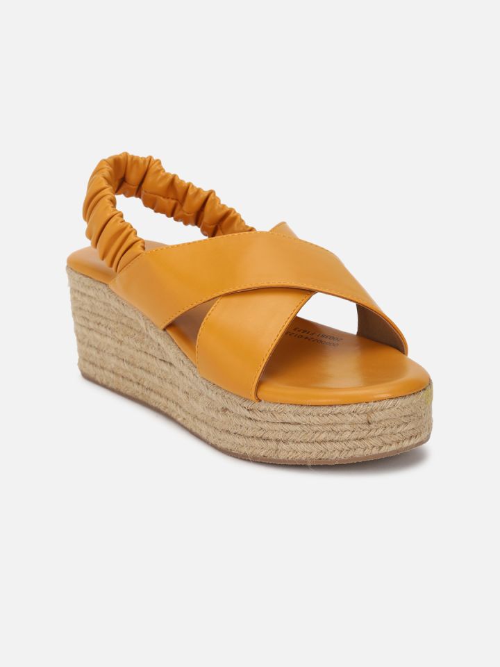 Clear wedges forever store 21