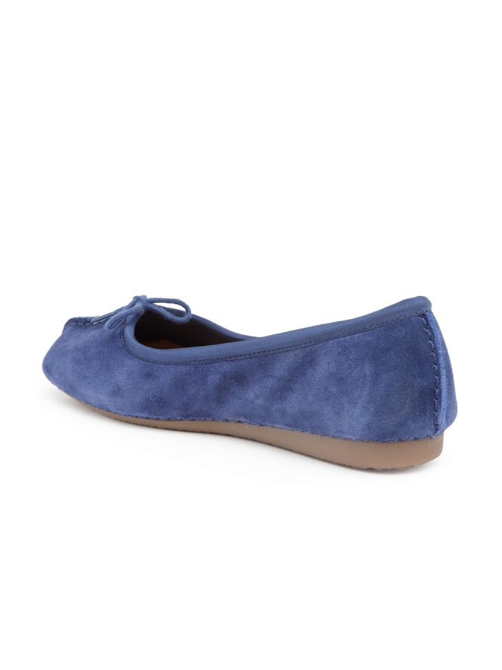 clarks blue flats