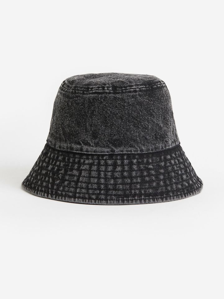 H & sales m bucket hat