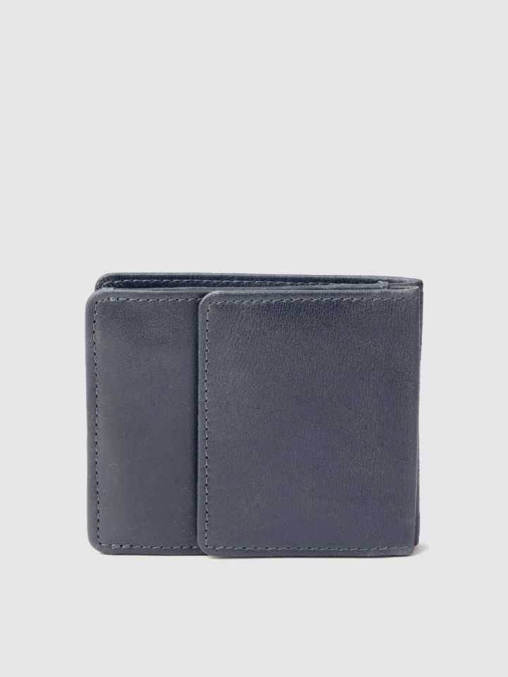 Levis clearance wallets myntra