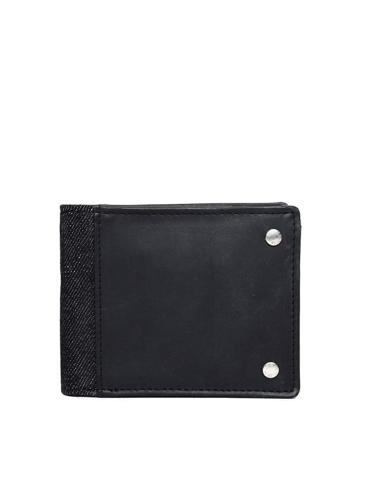 Levis sales wallets myntra