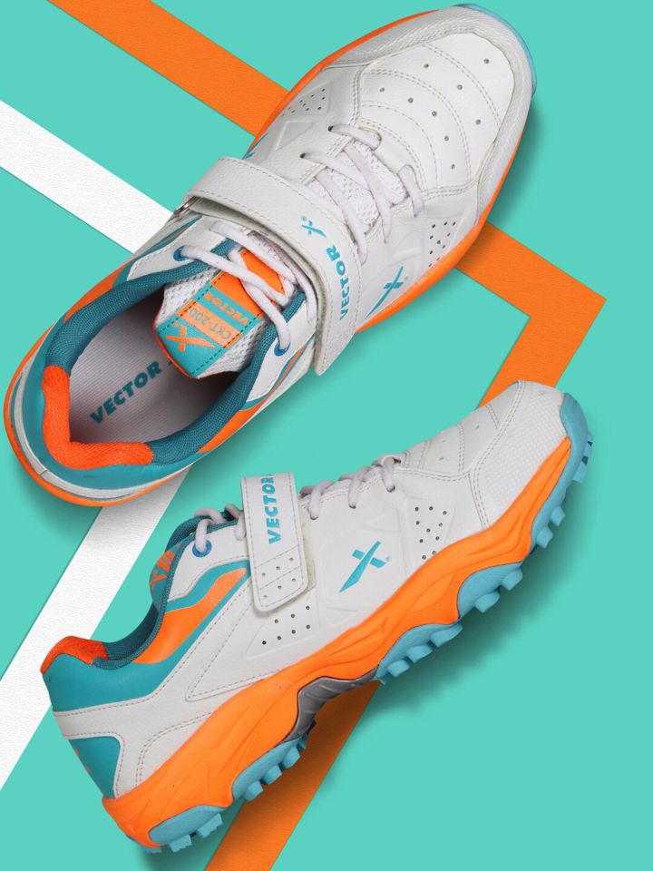 Cricket spike shoes myntra 2025