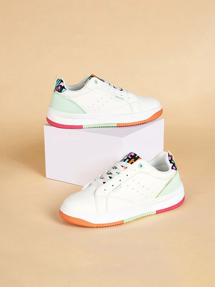 Forever glam cheap shoes by pantaloons