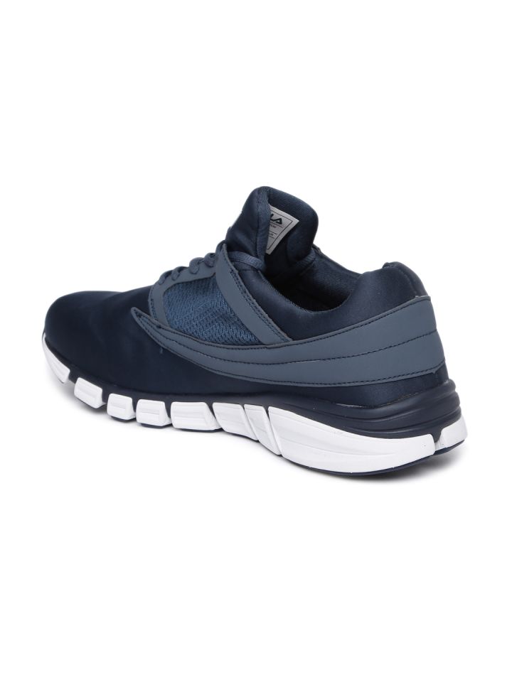 Fila quantas shop sneakers