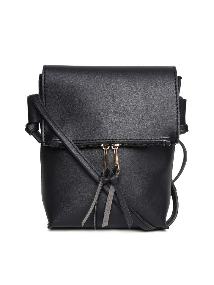 alvaro castagnino black sling bag