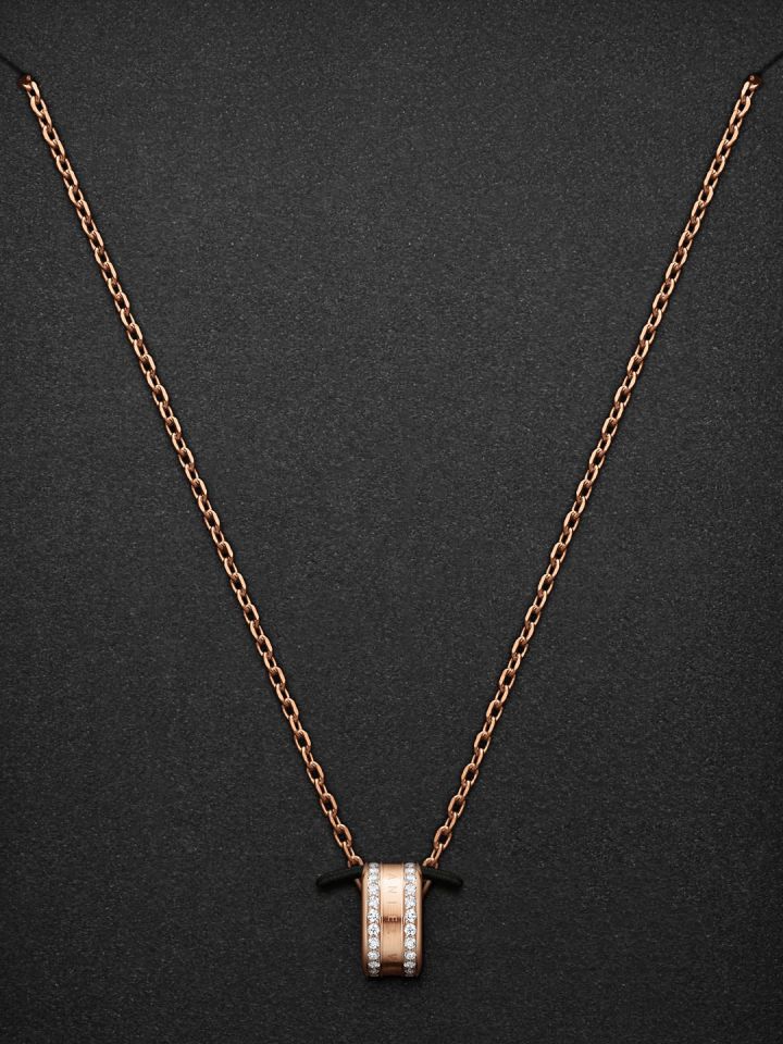 Daniel wellington store pendant