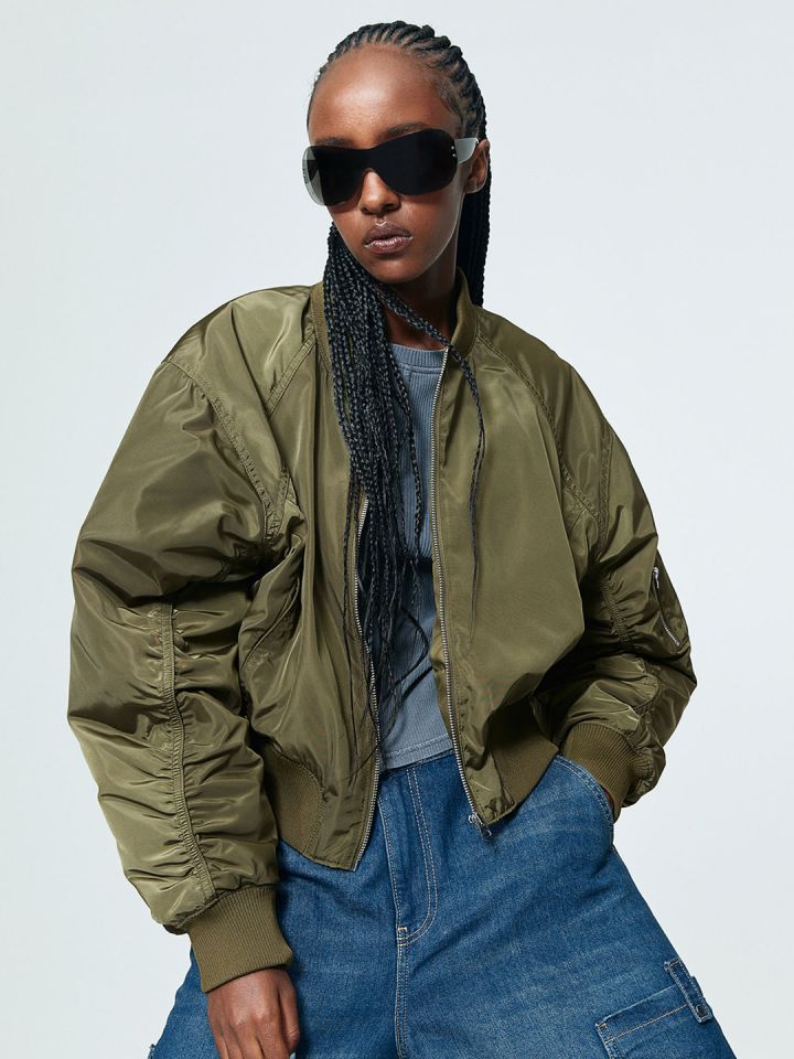 H&m olive bomber best sale jacket