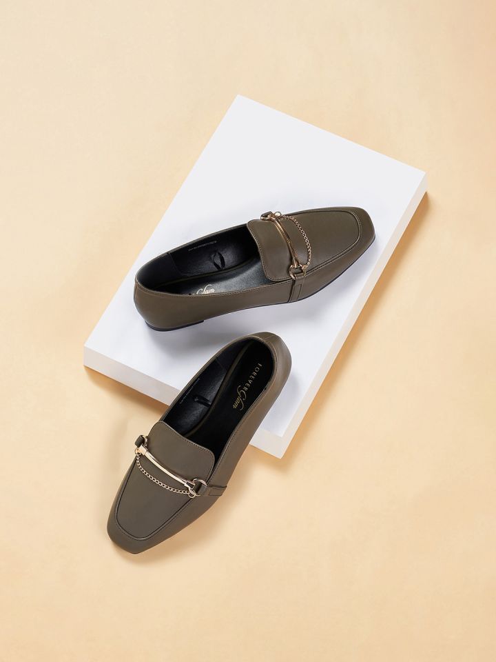 Forever glam shoes by pantaloons discount