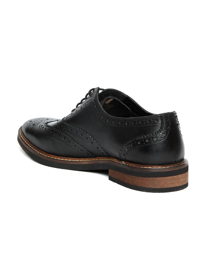 Levis Men Black Leather Brogues