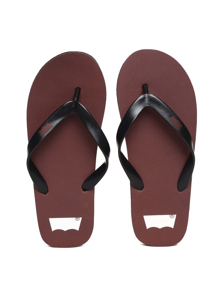 levi's men's flip flops thong sandals