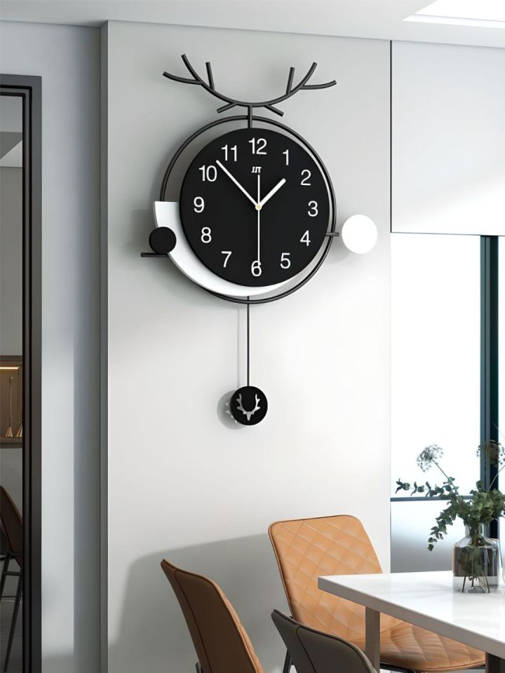 Modern top wall clock