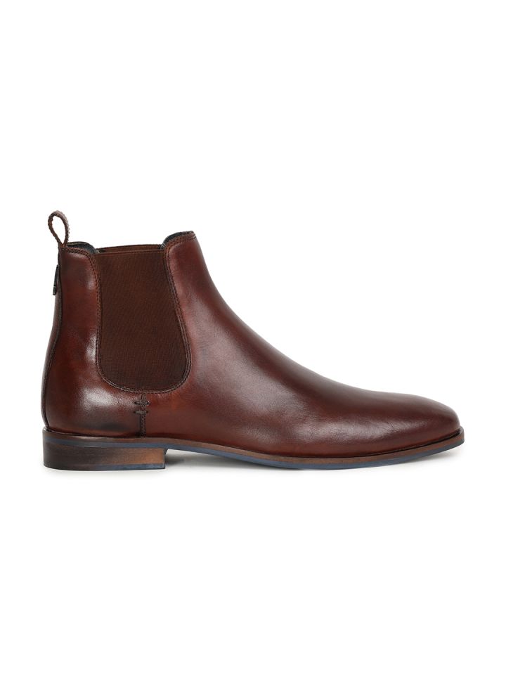 Chelsea boots myntra online