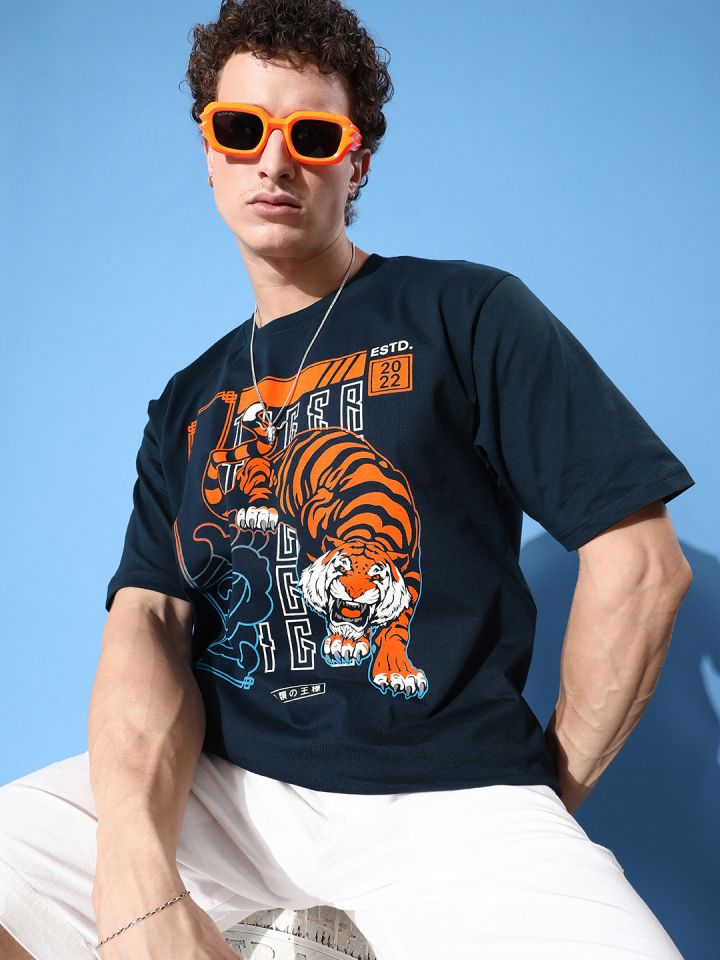 Buy FREE SOCIETY Men Graphic Printed Drop Shoulder Sleeves