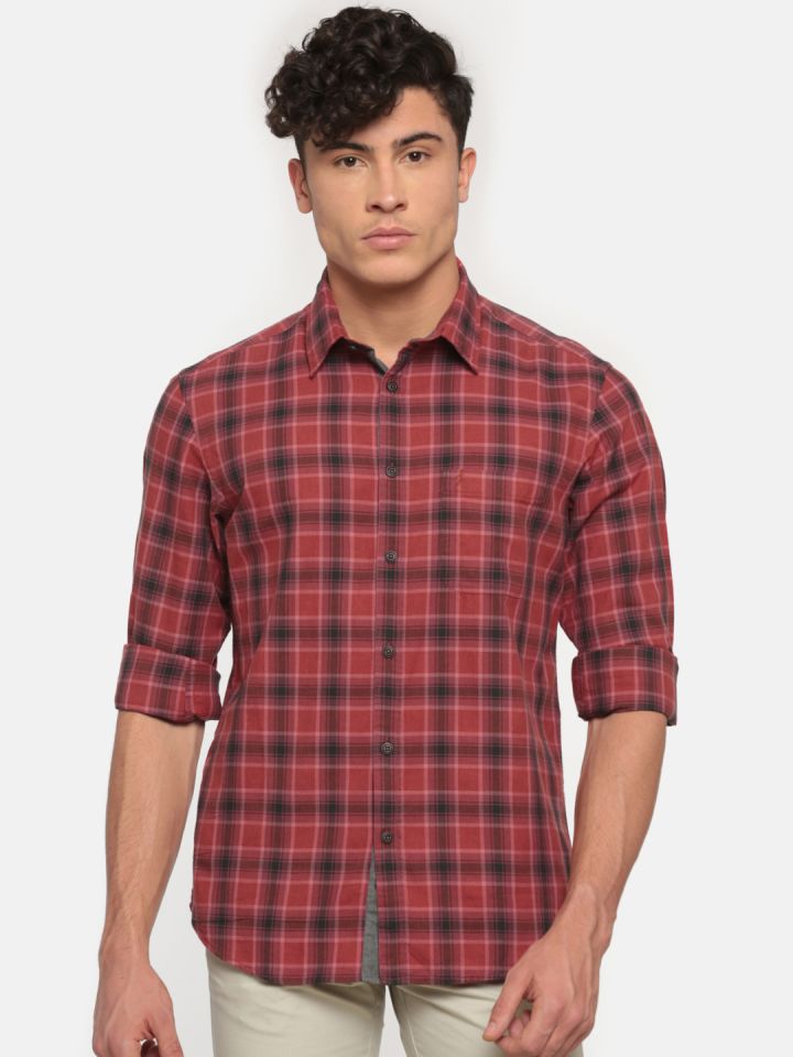 Buy Indian Terrain Men Red Navy Blue Slim Fit Checked Casual
