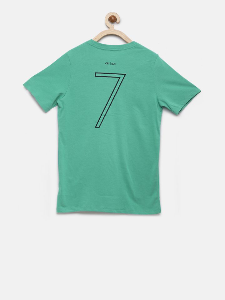 boys green nike shirt