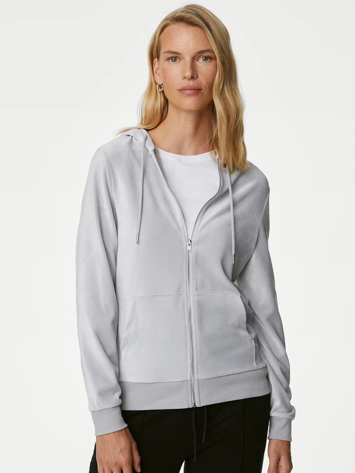 Panda shop hoodie myntra