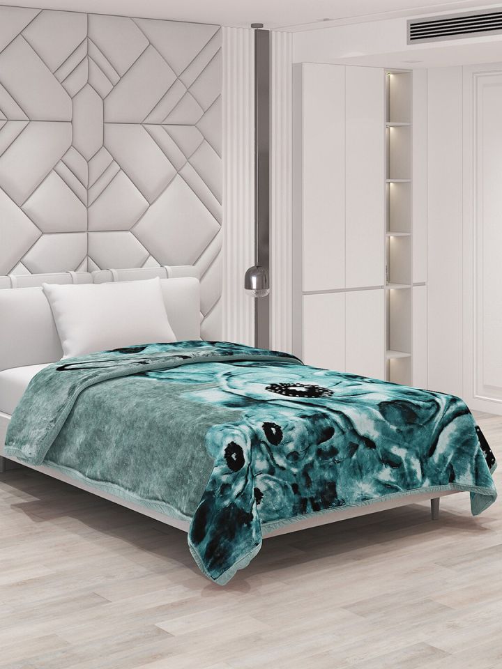 Myntra winter blankets store