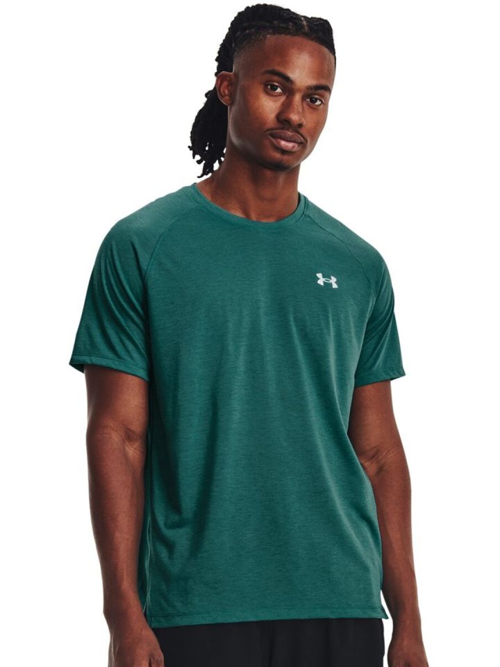Buy UNDER ARMOUR Brand Logo Printed Slim Fit Streaker Run Short Sleeves T  Shirt - Tshirts for Men 25721754