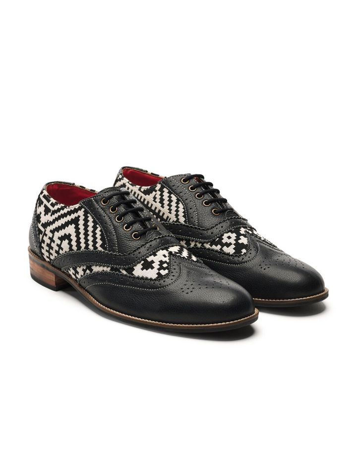 Buy Banjaaran Studio Men Texo Printed Leather Memory Foam Insole