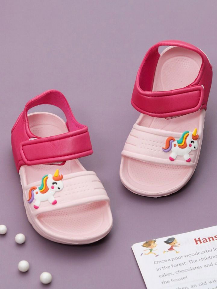 Girls unicorn on sale flip flops