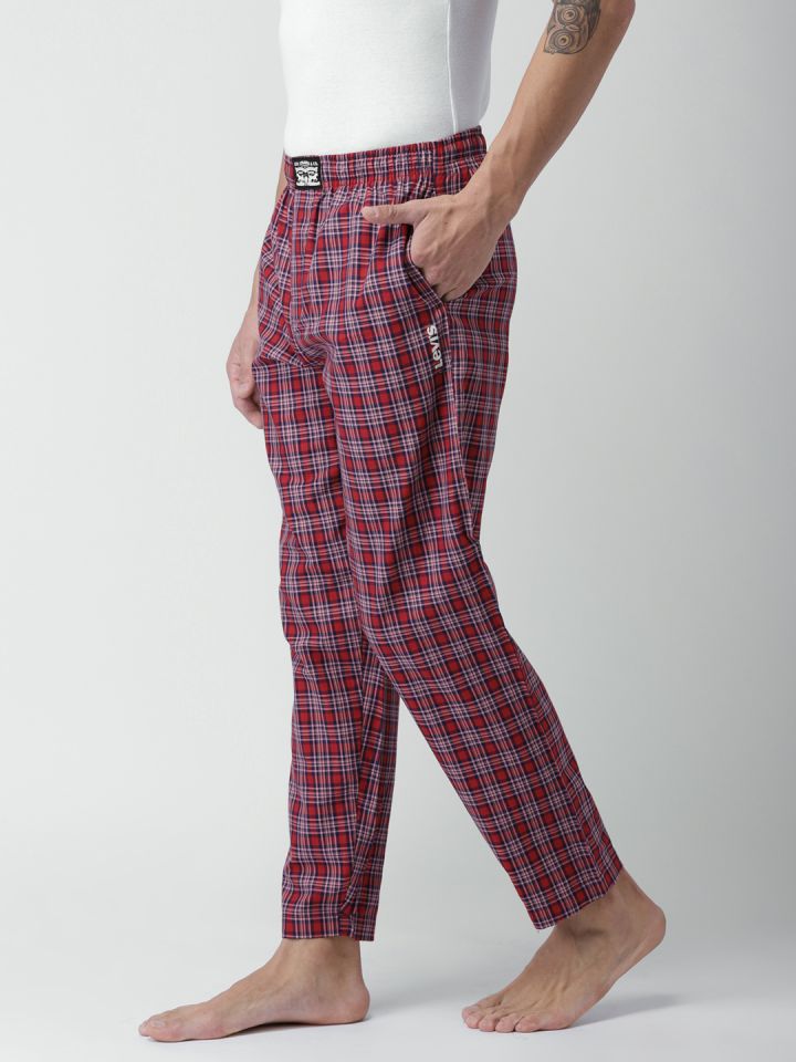 Buy Levis Men Assorted 300 LS WOVEN Checked Pyjamas - Lounge Pants for Men  2588386 | Myntra