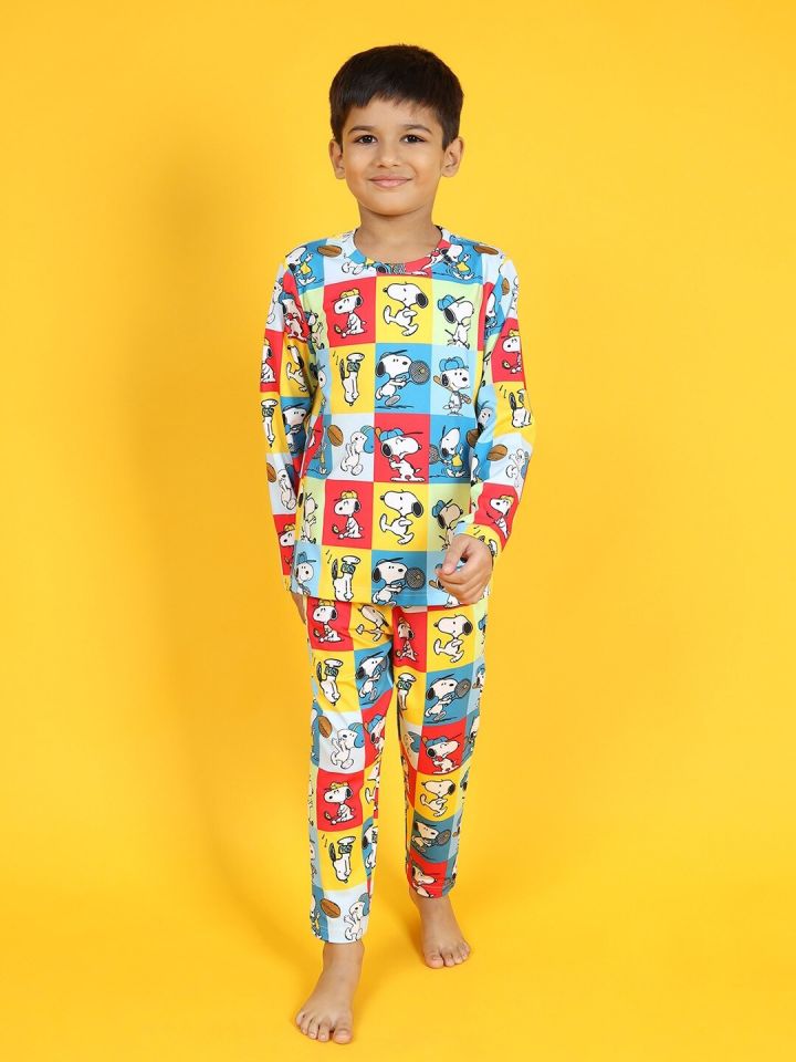 Minute Mirth Kids Snoopy Printed T shirt With Pyjamas