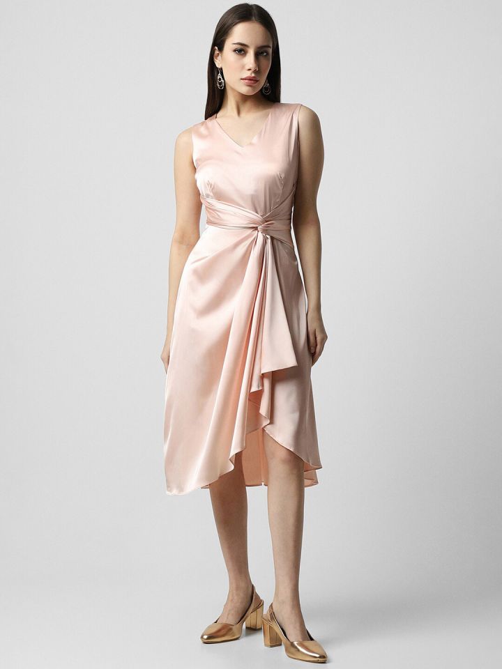 Van heusen dresses myntra hotsell