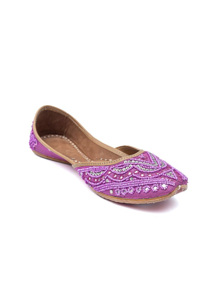 Myntra mojaris hotsell