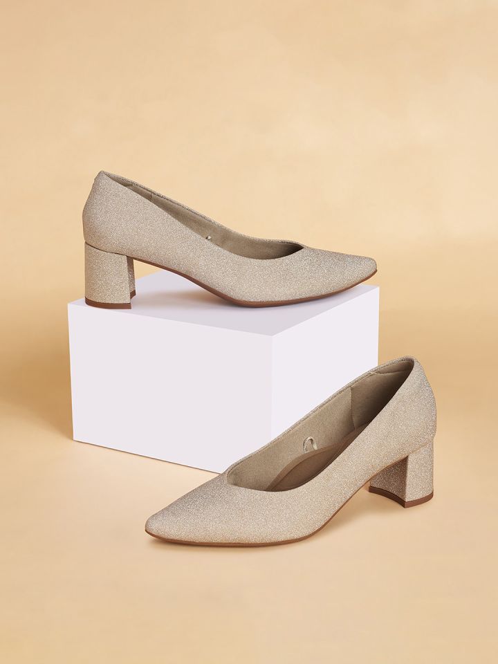 Pantaloon heel clearance