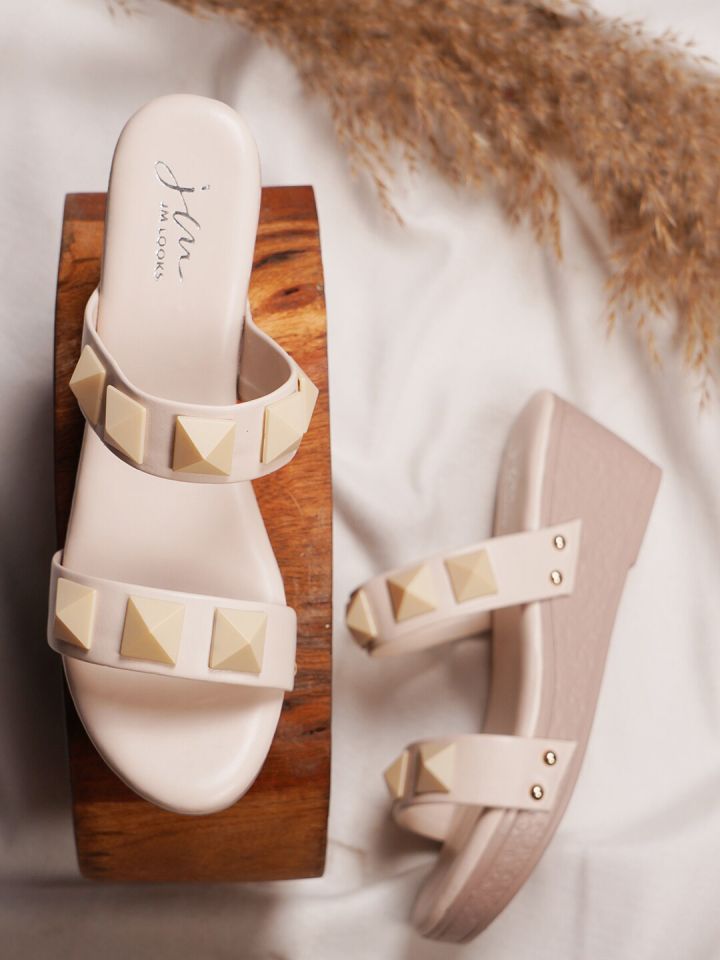 Cream hot sale wedge sandals
