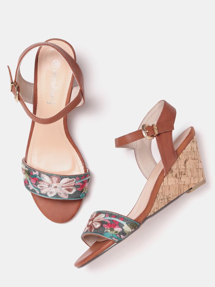 DressBerry Women Multicoloured Woven Design Wedges