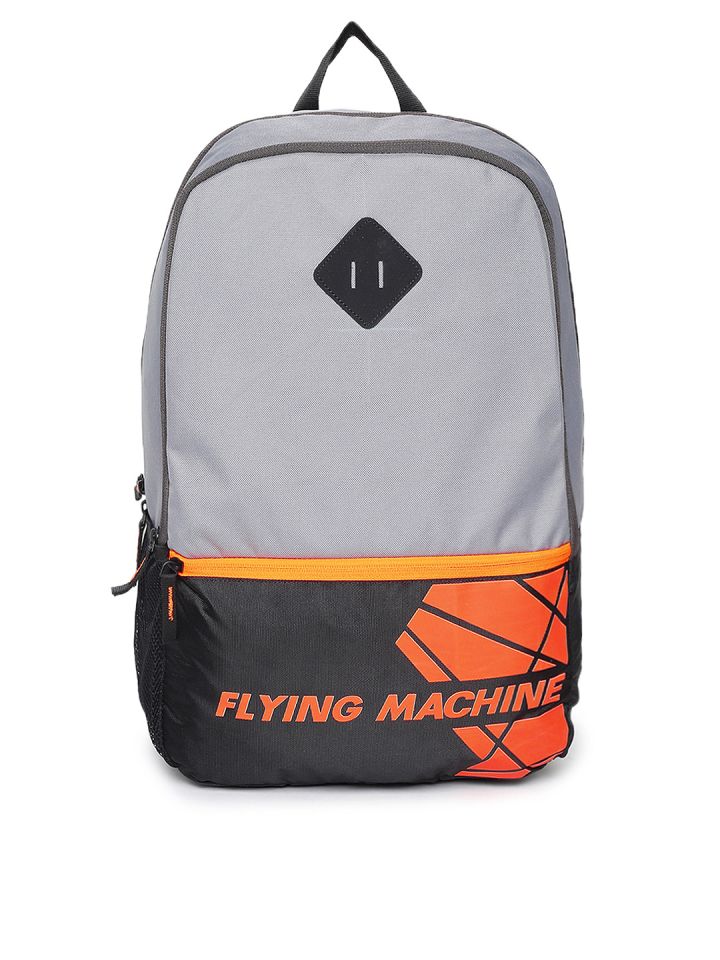 Flying outlet machine backpack