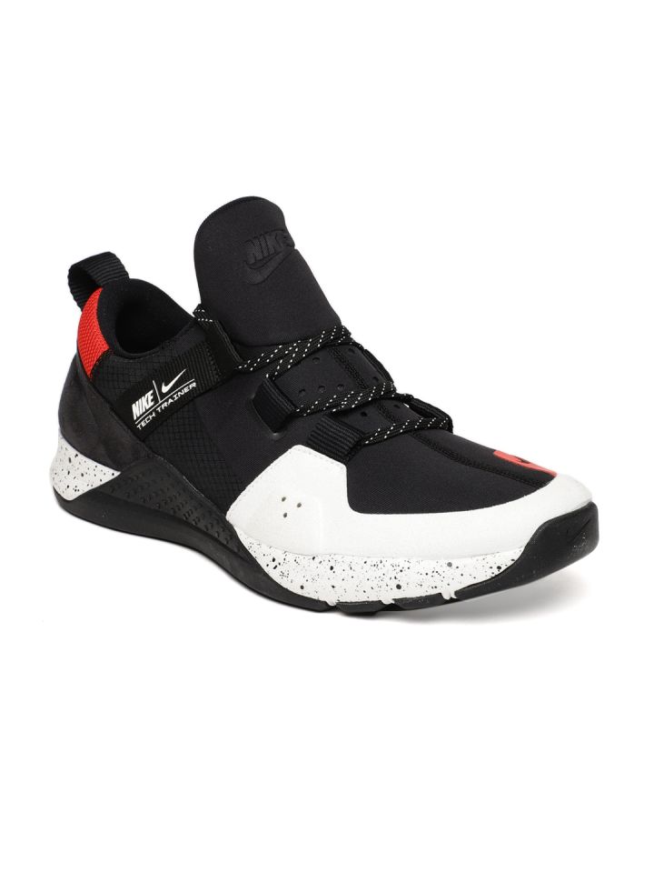 nike tech trainer black