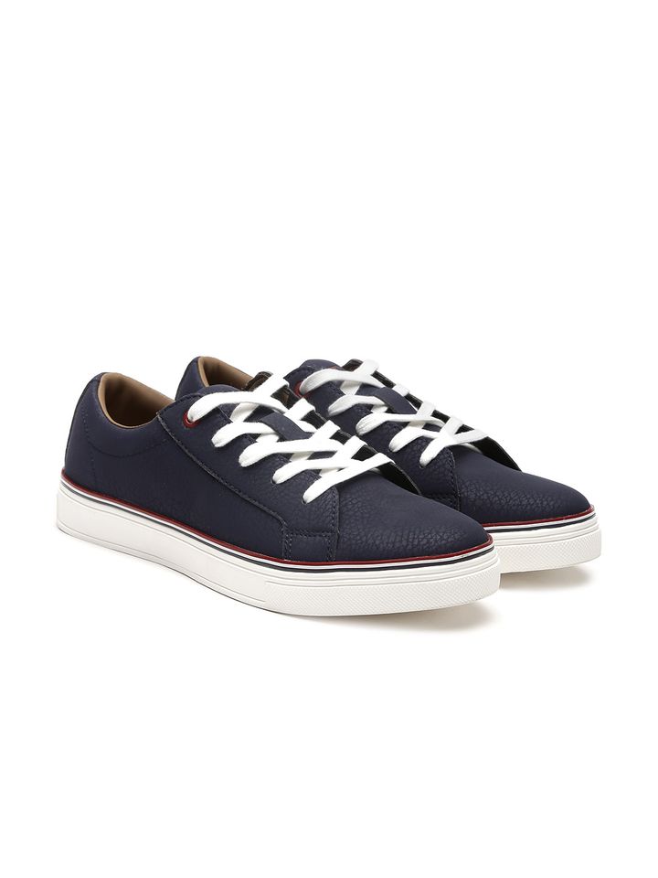 united colors of benetton men navy blue sneakers