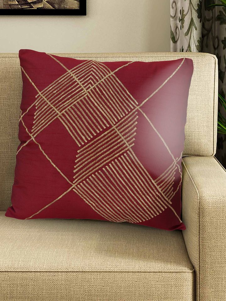 maroon cushion covers