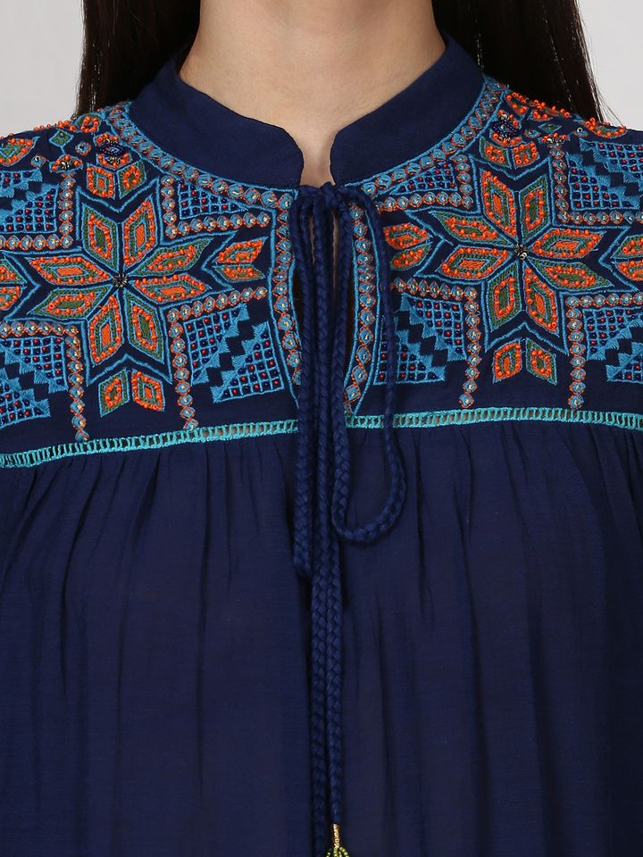 Buy Label Ritu Kumar Blue Embroidered Kurti Kurtis For Women 4441271 Myntra Since 1969, it has developed a unique style of its own, reflecting mrs. label ritu kumar blue embroidered kurti