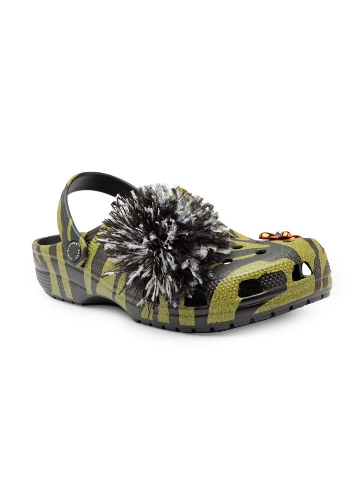Crocs men myntra best sale