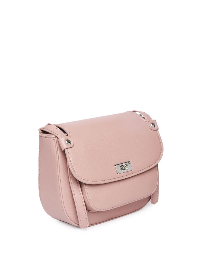 mast and harbour sling bags