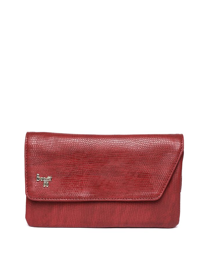 Baggit clutches myntra 2025