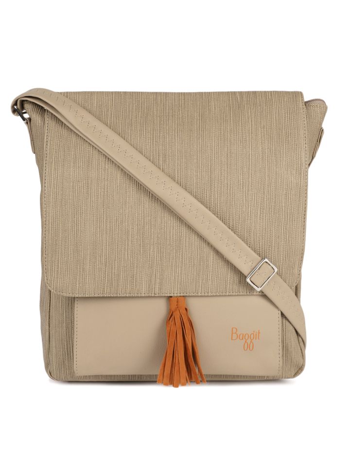 Baggit Women's Sling Bag (Beige) : : Fashion