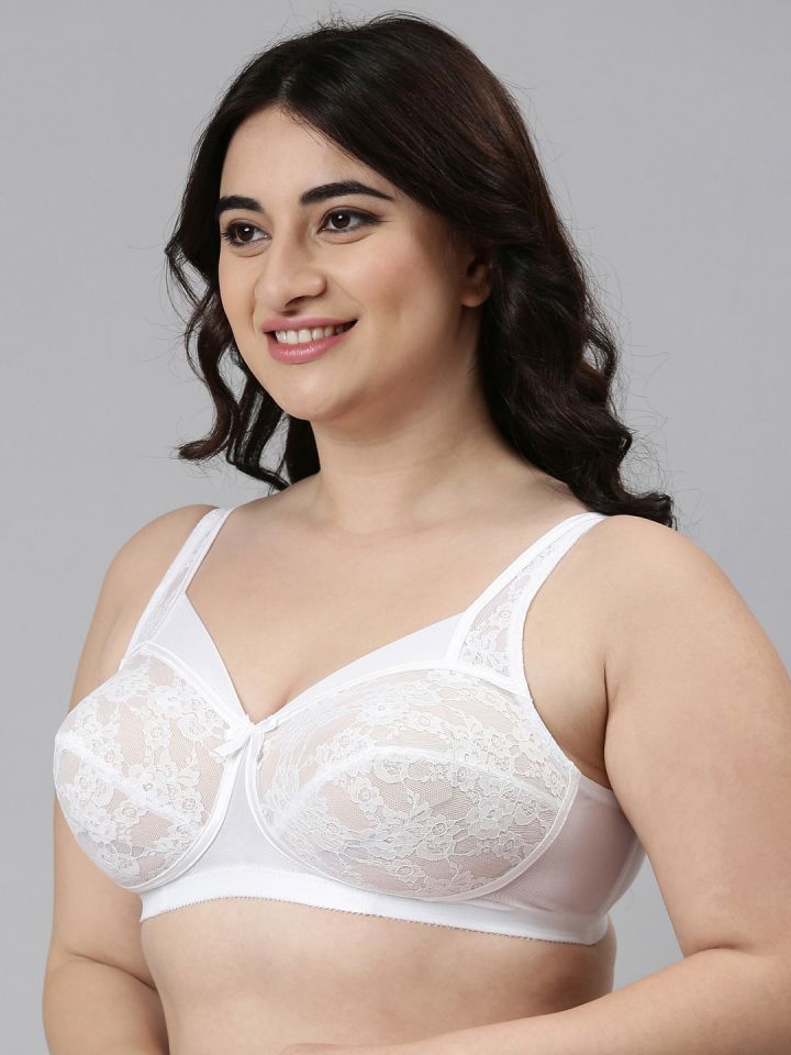 White lace non-wired bra