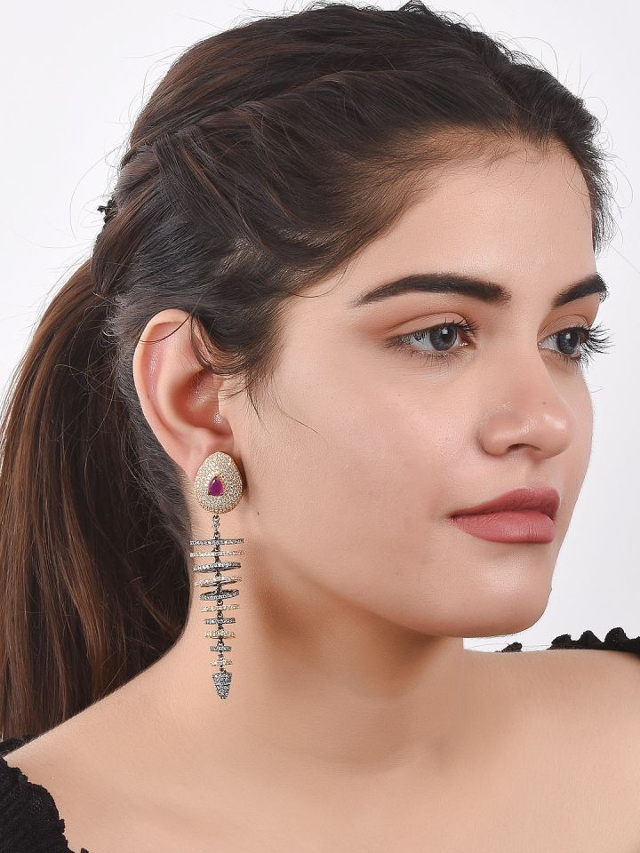 Tistabene earrings top