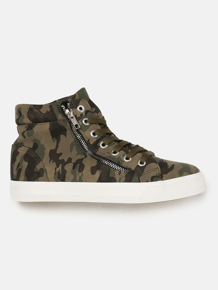 Womens camo on sale high top sneakers
