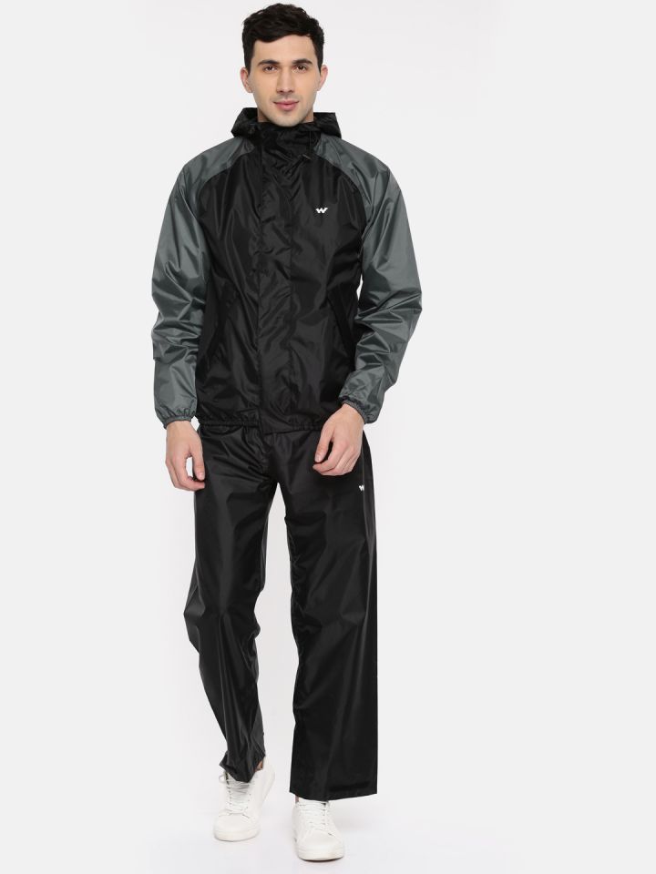 Wildcraft Men Black Grey Solid 2 Tone Rain Suit