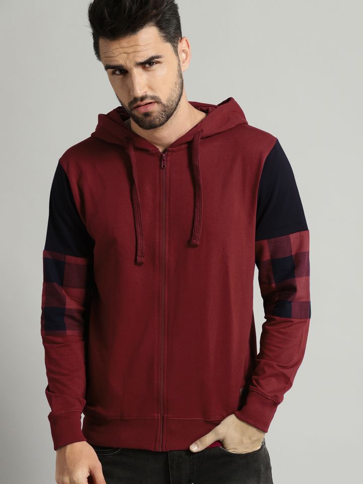 Buy Roadster Men Maroon Solid Hooded 
